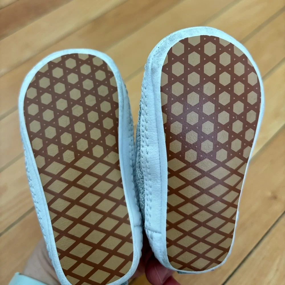 Baby Vans Sneakers, size 3 - Picture 2 of 5